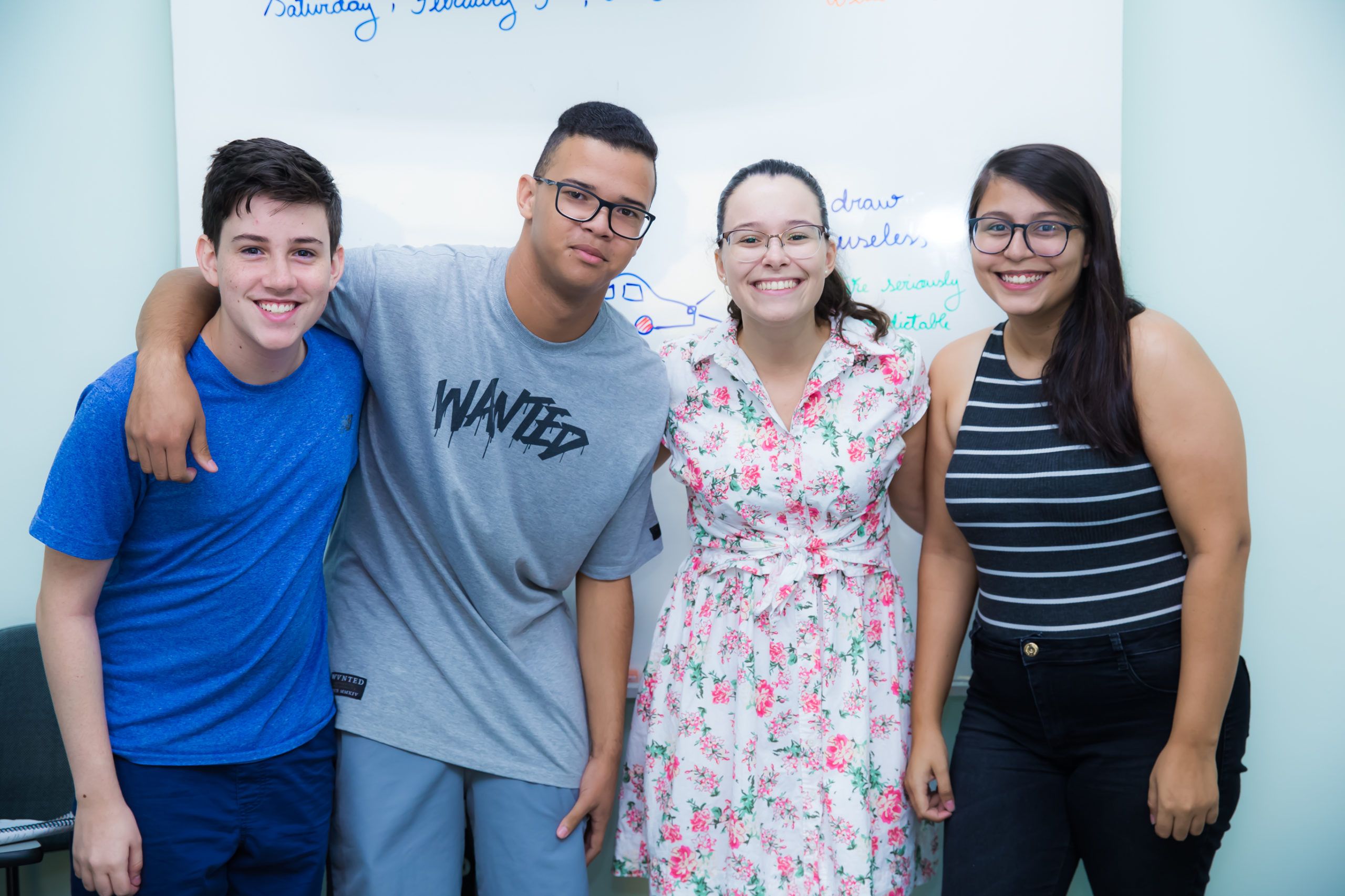 English is Cool! Inglês que Convence! - Escola De Inglês em Vila Trujillo